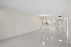 2901 S Palm Aire Dr 106, Pompano Beach, FL 33069 Sold 01/17/25