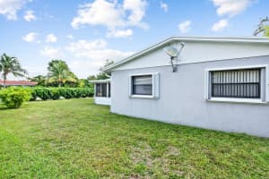6802 Stardust, Pompano Beach, FL 33068 Sold 10/03/24