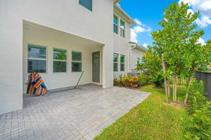 16419 Oakview Dr, Westlake, FL 33470 Sold 12/16/24