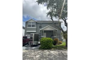 340 NW 102nd Ter, Pembroke Pines, FL 33026 Sold 12/31/24