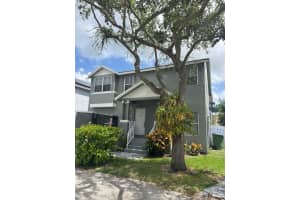 340 NW 102nd Ter, Pembroke Pines, FL 33026 Sold 12/31/24