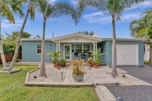 538 NE 16th Ct, Fort Lauderdale, FL 33305 Sold 01/06/25