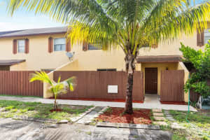 4326 NW 3rd Ter, Deerfield Beach, FL 33064 Sold 08/27/24