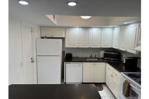 2101 S Ocean Dr 1902, Hollywood, FL 33019 Sold 10/21/24