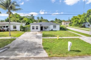 4540 SW 21st St, West Park, FL 33023 Sold 09/09/24
