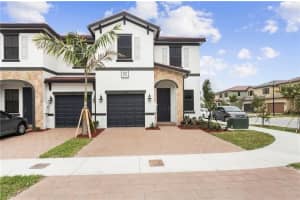 10305 W 33rd Way 10305, Hialeah, FL 33018 Sold 04/14/25