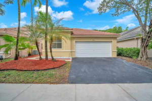 941 Bluewood Ter, Weston, FL 33327 - MLS#F10454908