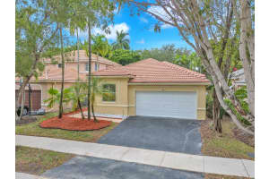 941 Bluewood Ter, Weston, FL 33327 - MLS#F10454908