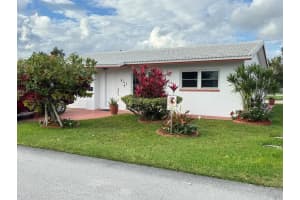 8113 NW 59th Pl, Tamarac, FL 33321 Sold 01/31/25
