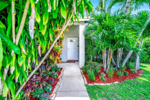 23004 Old Inlet Bridge Dr, Boca Raton, FL 33433 Sold 10/04/24