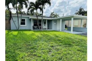 5201 NE 4th Ave, Oakland Park, FL 33334 Sold 02/27/25