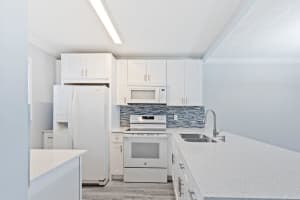 3110 Holiday Springs Blvd 102, Margate, FL 33063 Sold 02/10/25