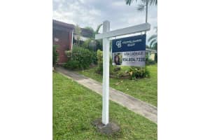 1919 N 38th Ave, Hollywood, FL 33021 Sold 09/20/24