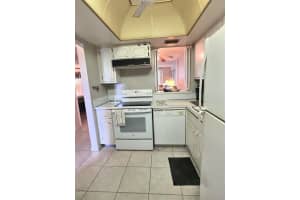 1333 E Hallandale Beach Blvd 313, Hallandale Beach, FL 33009 Sold 01/22/25