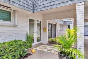 5707 WHITE HICKORY CIR, Tamarac, FL 33319 Sold 09/19/24