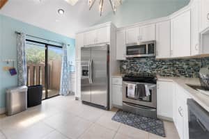 7760 NW 79th Ave D8, Tamarac, FL 33321 Sold 10/16/24