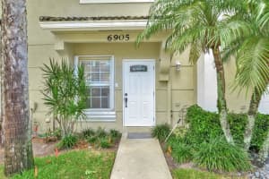 6905 Crooked Fence Drive, Lake Worth, FL 33467 Sold 09/27/24