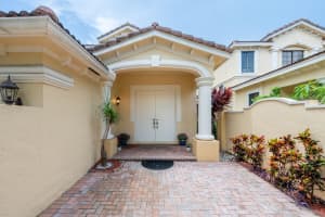 1548 Passion Vine Cir 25-3, Weston, FL 33326 Sold 02/12/25