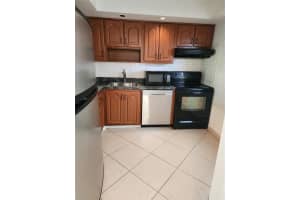 7817 Golf Circle Dr 102, Margate, FL 33063 Sold 02/21/25