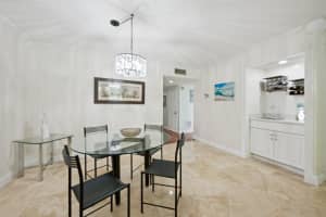 429 Lakeview Dr 104, Weston, FL 33326 Sold 11/06/24