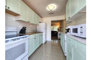 3130 NE 12th Ave, Pompano Beach, FL 33064 Sold 10/15/24