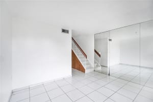 2620 W 52nd Pl 406, Hialeah, FL 33016 Sold 10/15/24