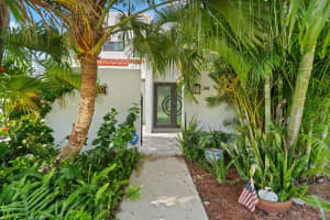 20944 Bay Court 344-4, Aventura, FL 33180 Sold 10/31/24