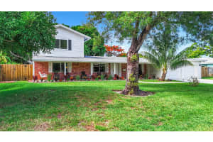 427 NE 27th St, Wilton Manors, FL 33334 Sold 02/13/25