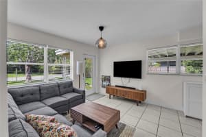 1015 SW 21st St, Fort Lauderdale, FL 33315 Sold 10/04/24