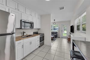 1015 SW 21st St, Fort Lauderdale, FL 33315 Sold 10/04/24