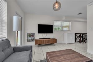 1015 SW 21st St, Fort Lauderdale, FL 33315 Sold 10/04/24
