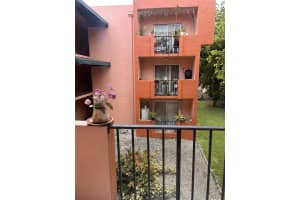 505 NW 72nd Ave 206, Miami, FL 33126 Sold 04/21/25