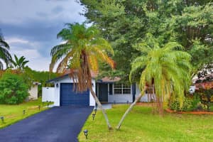 8015 NW 95th Ln, Tamarac, FL 33321 Sold 10/28/24