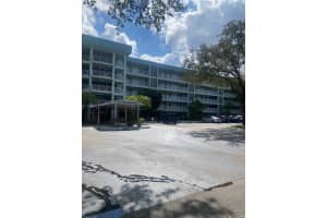 802 Cypress Grove Ln 408, Pompano Beach, FL 33069 - MLS#F10455617
