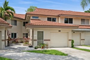 9211 NW 9th Pl 2L, Plantation, FL 33324 Sold 05/02/25