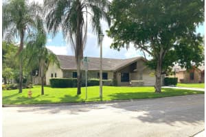 691 NW 111th Way, Coral Springs, FL 33071 Sold 01/17/25