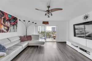 2900 NE 30TH ST I-7, Fort Lauderdale, FL 33306 Sold 10/11/24