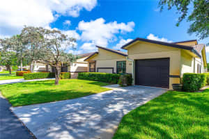 14 Ridge Pointe Dr D, Boynton Beach, FL 33435 Sold 09/23/24