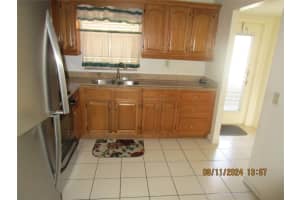 10442 Sunrise Lakes Blvd 111, Sunrise, FL 33322 Sold 02/18/25