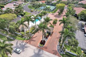 95 Pelican Pointe Dr 102, Delray Beach, FL 33483 Sold 11/12/24