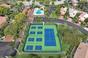 95 Pelican Pointe Dr 102, Delray Beach, FL 33483 Sold 11/12/24