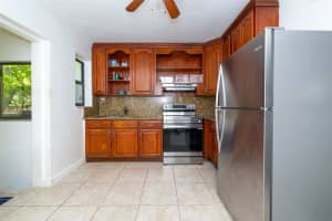 341 NW 140th St, Miami, FL 33168 Sold 01/07/25