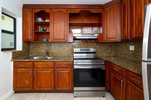 341 NW 140th St, Miami, FL 33168 Sold 01/07/25
