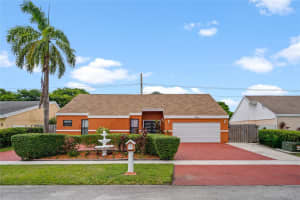 2641 Azalea Ave, Miramar, FL 33025 Sold 10/16/24