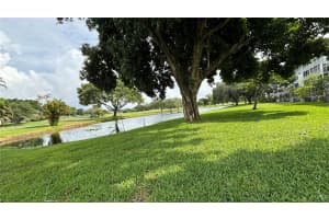 850 SW 133rd Ter 117 B, Pembroke Pines, FL 33027 Sold 01/17/25