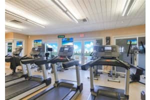 20000 E Country Club Dr PH 04, Aventura, FL 33180 Sold 03/31/25