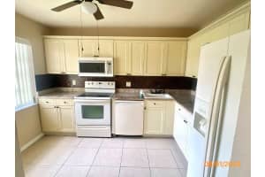 8535 Casa Del Lago F, Boca Raton, FL 33433 Sold 01/30/25