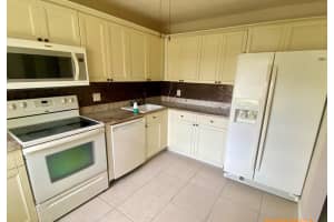 8535 Casa Del Lago F, Boca Raton, FL 33433 Sold 01/30/25