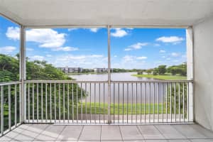 2900 N Course Dr 305, Pompano Beach, FL 33069 Sold 08/01/25