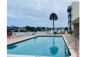 624 Snug Harbor Dr B 7, Boynton Beach